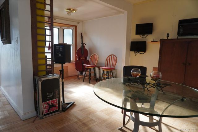 4350 Grace Avenue, Bronx, NY 10466