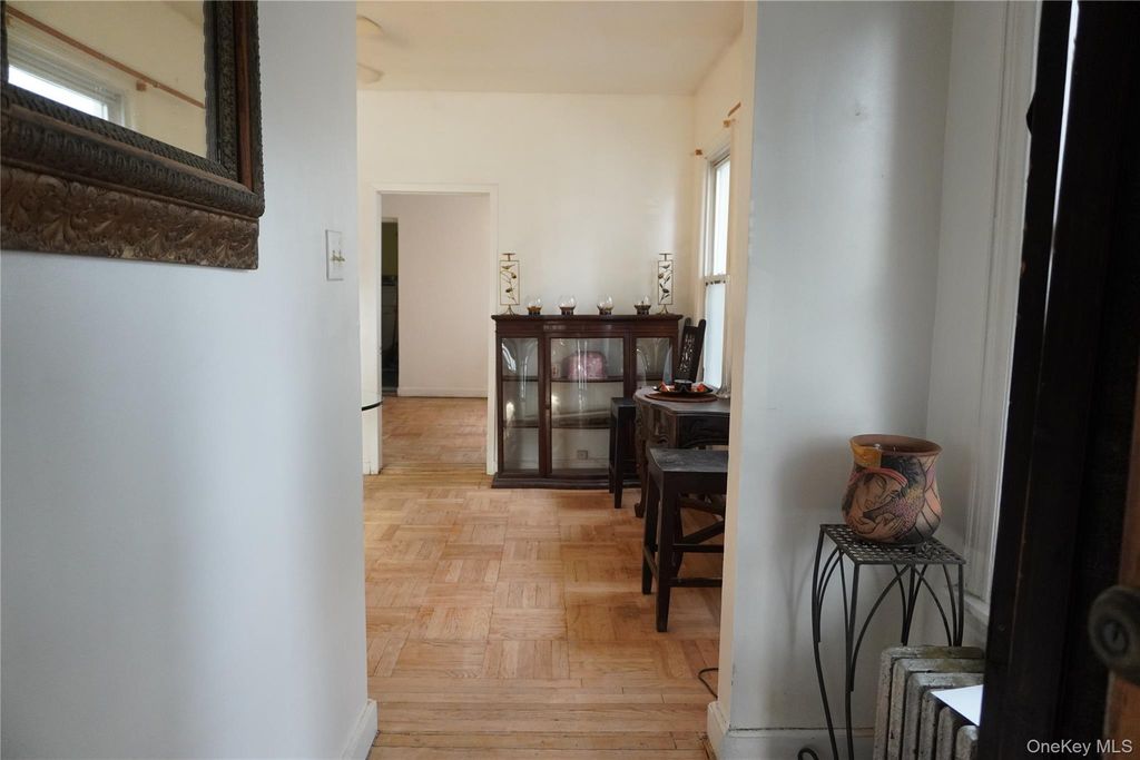 4350 Grace Avenue, Bronx, NY 10466 — photo 3