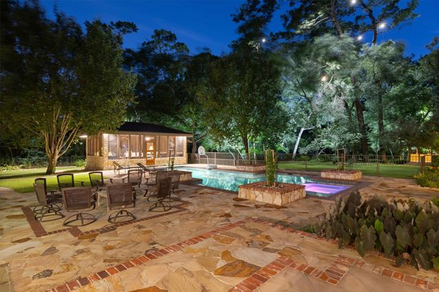 603 W Friar Tuck Lane, Houston, TX 77024