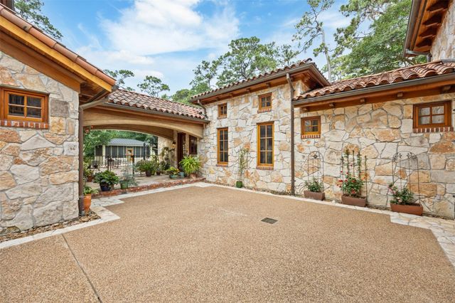 603 W Friar Tuck Lane, Houston, TX 77024