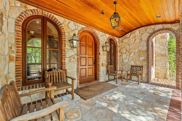 603 W Friar Tuck Lane, Houston, TX 77024