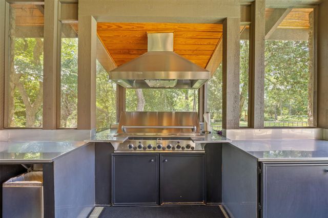 603 W Friar Tuck Lane, Houston, TX 77024