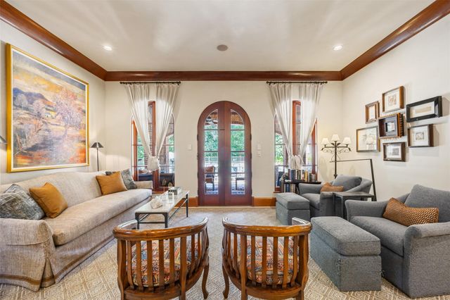 603 W Friar Tuck Lane, Houston, TX 77024