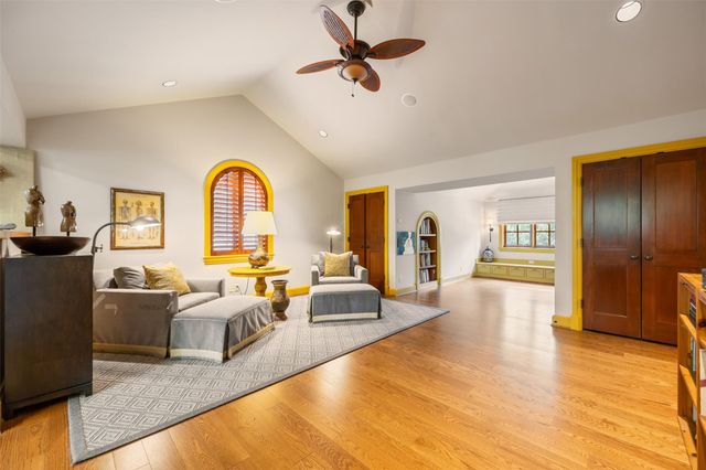 603 W Friar Tuck Lane, Houston, TX 77024