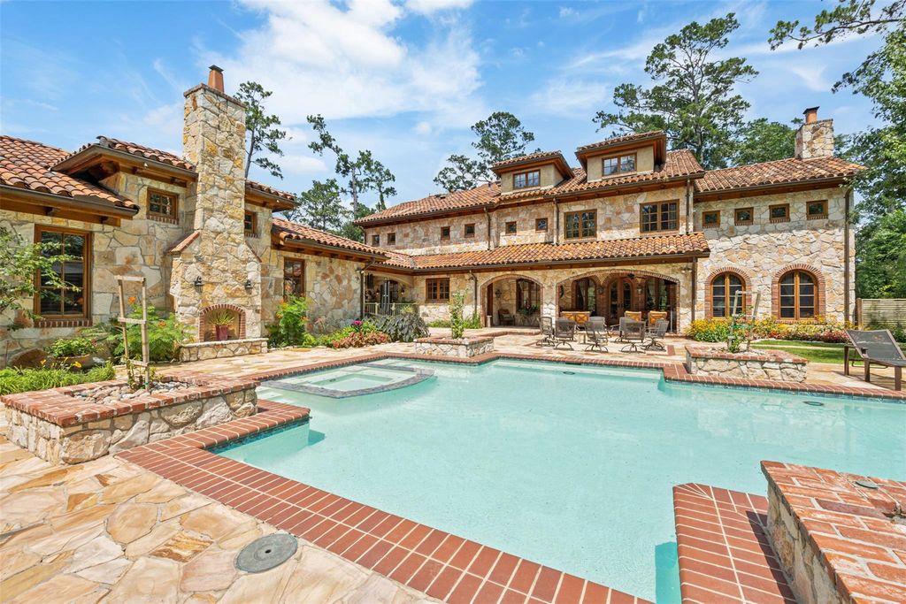 603 W Friar Tuck Lane, Houston, TX 77024