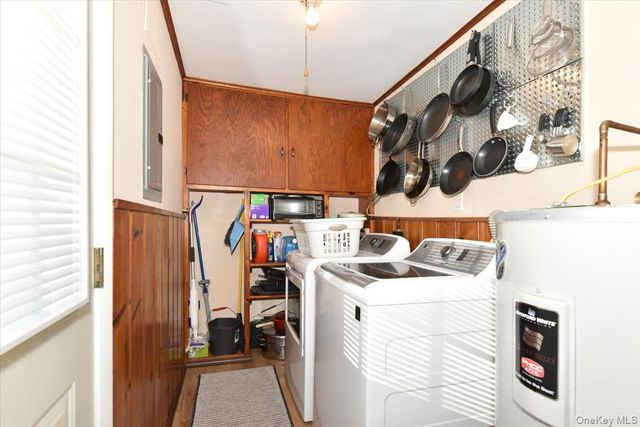 27 Seaton Street, Massapequa, NY 11758