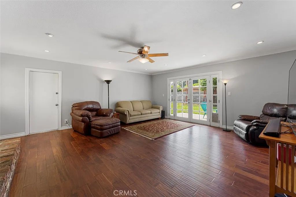 Image 16 of property listing at 1200 S Pennsylvania Avenue, Glendora, CA 91740