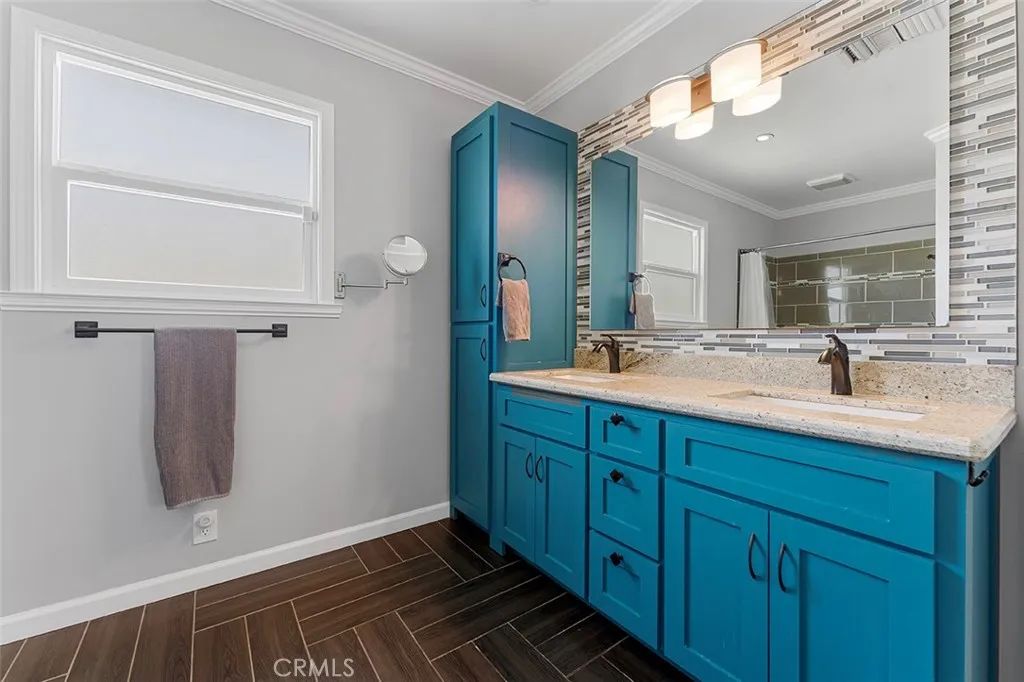Image 22 of property listing at 1200 S Pennsylvania Avenue, Glendora, CA 91740