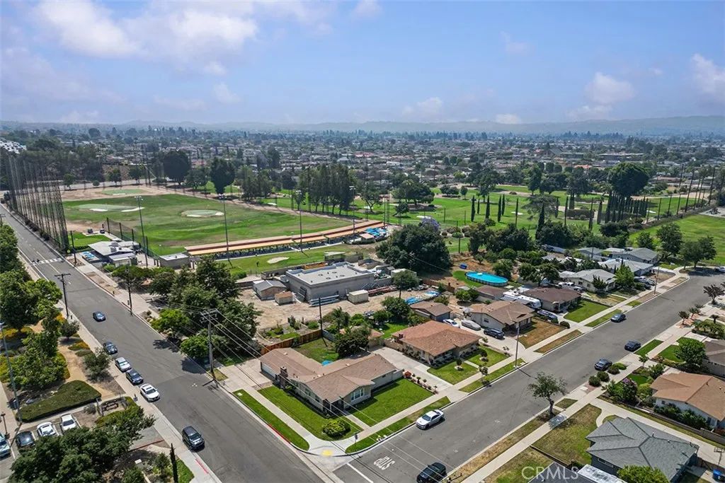 Image 34 of property listing at 1200 S Pennsylvania Avenue, Glendora, CA 91740