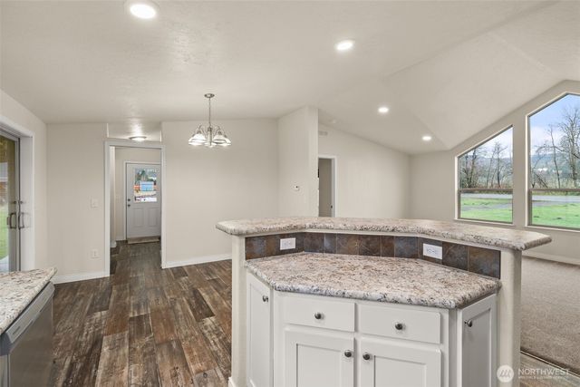 216 Mossyrock Rd West, Mossyrock, WA 98564