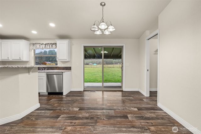 216 Mossyrock Rd West, Mossyrock, WA 98564