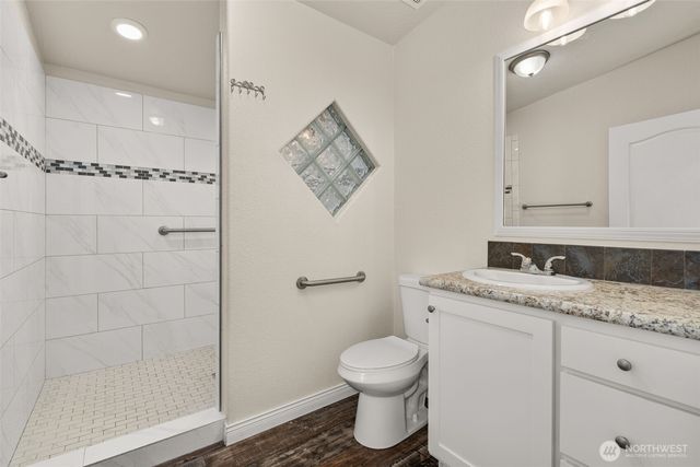 216 Mossyrock Rd West, Mossyrock, WA 98564