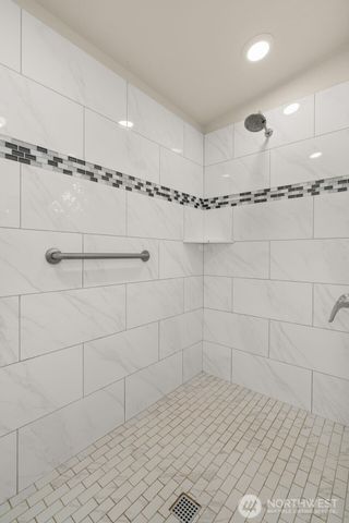 216 Mossyrock Rd West, Mossyrock, WA 98564