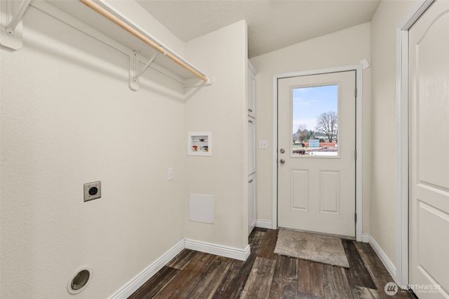 216 Mossyrock Rd West, Mossyrock, WA 98564