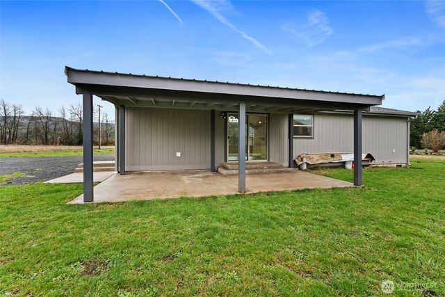 216 Mossyrock Rd West, Mossyrock, WA 98564