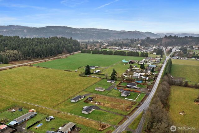 216 Mossyrock Rd West, Mossyrock, WA 98564