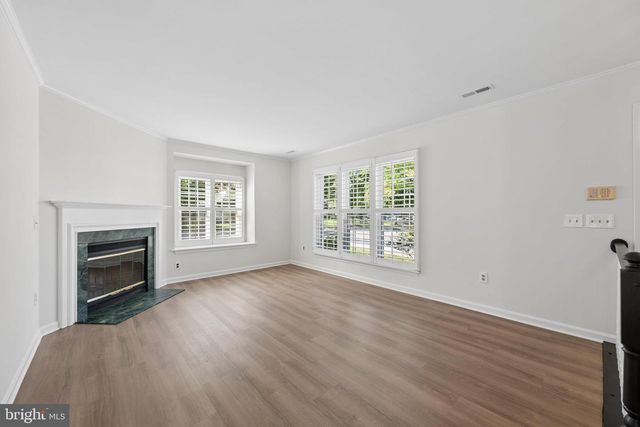 879 WATERFORD DR, Frederick, MD 21702