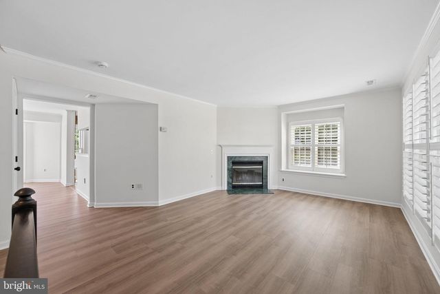 879 WATERFORD DR, Frederick, MD 21702