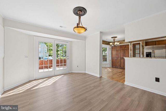 879 WATERFORD DR, Frederick, MD 21702