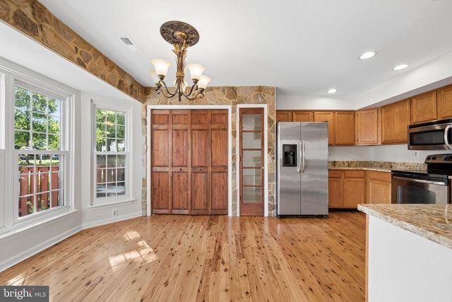 879 WATERFORD DR, Frederick, MD 21702