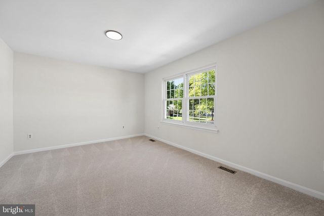 879 WATERFORD DR, Frederick, MD 21702