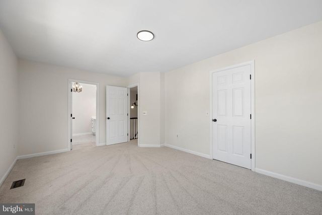 879 WATERFORD DR, Frederick, MD 21702