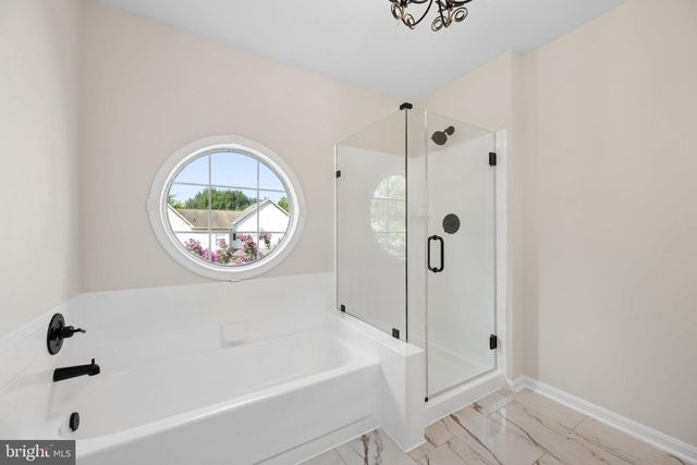 879 WATERFORD DR, Frederick, MD 21702