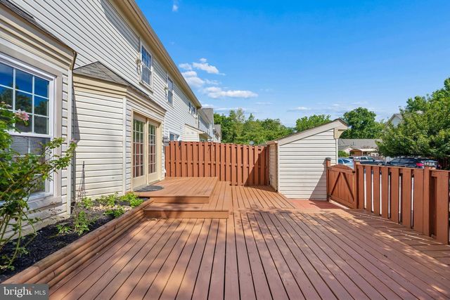 879 WATERFORD DR, Frederick, MD 21702