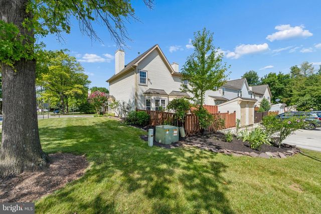 879 WATERFORD DR, Frederick, MD 21702