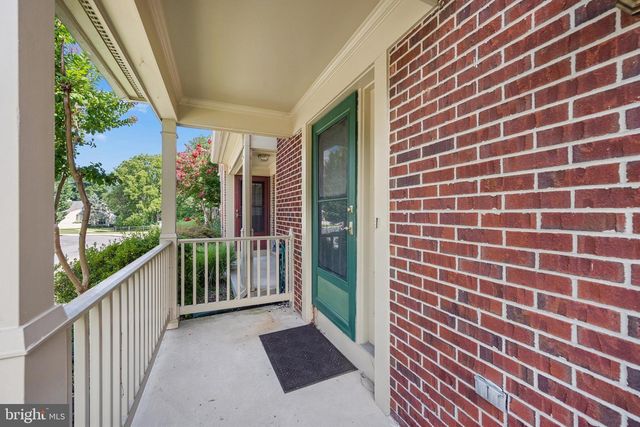 879 WATERFORD DR, Frederick, MD 21702