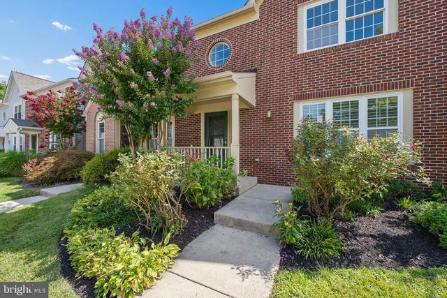 879 WATERFORD DR, Frederick, MD 21702