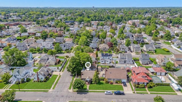 612 Hughes Street, Bellmore, NY 11710