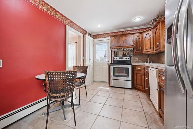 612 Hughes Street, Bellmore, NY 11710