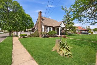 612 Hughes Street, Bellmore, NY 11710