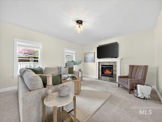3052 N Christian Way, Meridian, ID 83646