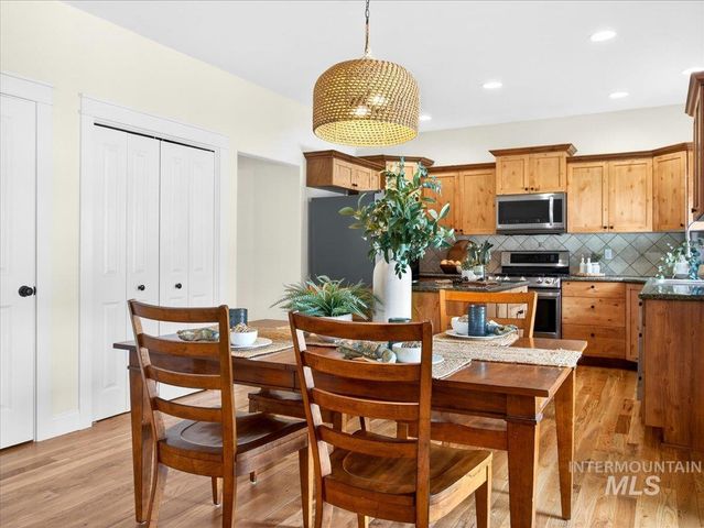 3052 N Christian Way, Meridian, ID 83646