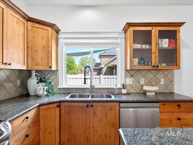 3052 N Christian Way, Meridian, ID 83646