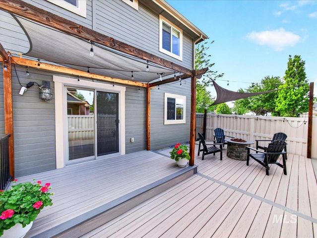 3052 N Christian Way, Meridian, ID 83646