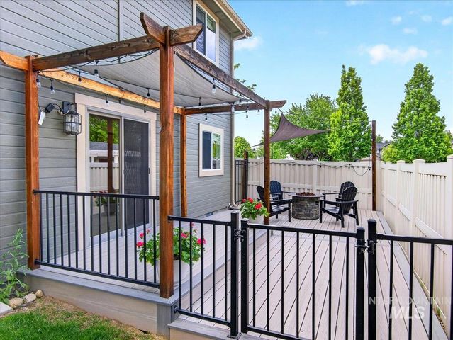 3052 N Christian Way, Meridian, ID 83646