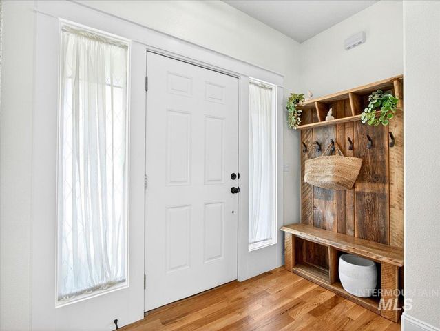 3052 N Christian Way, Meridian, ID 83646
