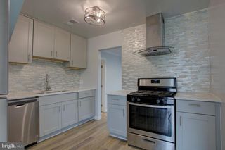 232 CABBEL DR, Manassas Park, VA 20111