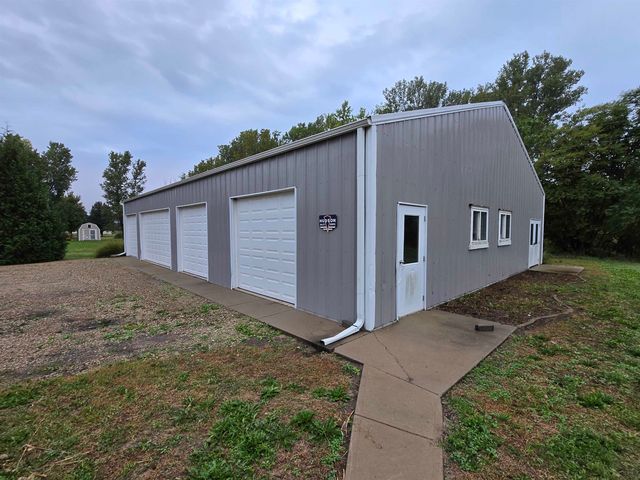 4377 N Sandy Ave, Salina, KS 67401