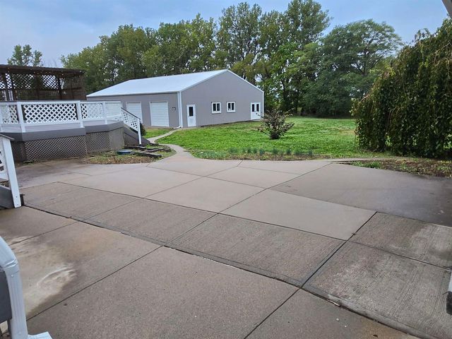 4377 N Sandy Ave, Salina, KS 67401