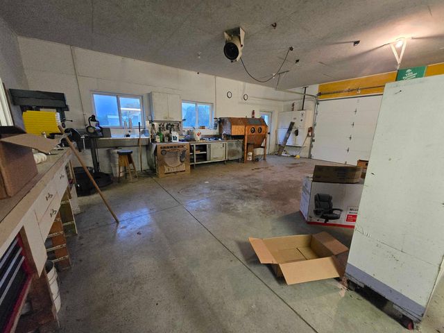 4377 N Sandy Ave, Salina, KS 67401