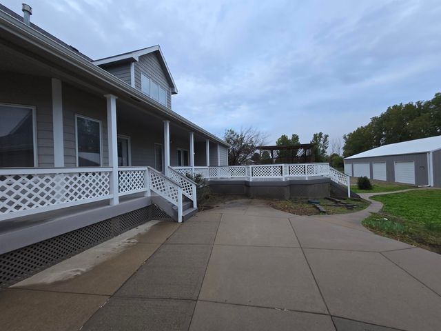 4377 N Sandy Ave, Salina, KS 67401