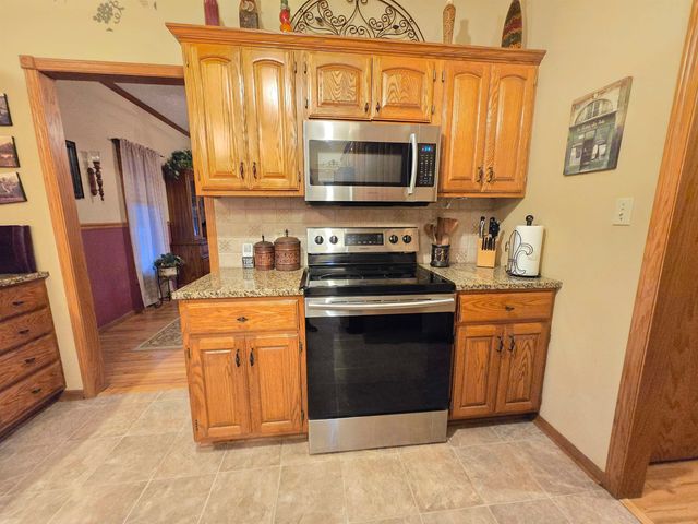 4377 N Sandy Ave, Salina, KS 67401