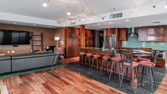 112 Campau Circle Nw, City Of Grand Rapids, MI 49503