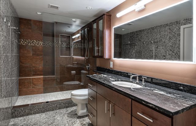 112 Campau Circle Nw, City Of Grand Rapids, MI 49503