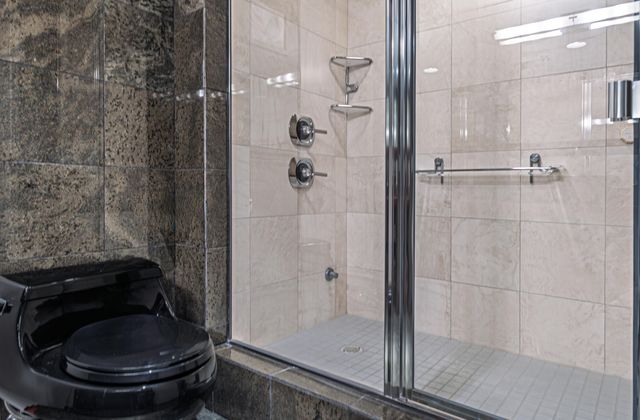 112 Campau Circle Nw, City Of Grand Rapids, MI 49503