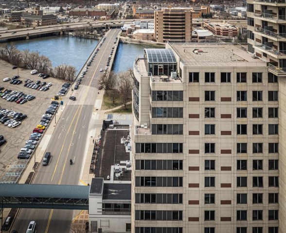 112 Campau Circle Nw, City Of Grand Rapids, MI 49503